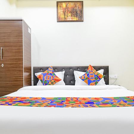 אינדורה Fabhotel Crown Park מראה חיצוני תמונה
